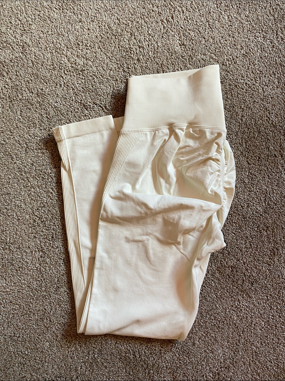 Cream Scrunch Bum High-Waist Leggings